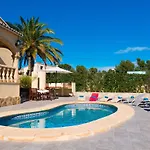 Llobell - Plusholidays Вилла