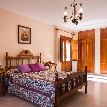Llobell - Plusholidays Moraira